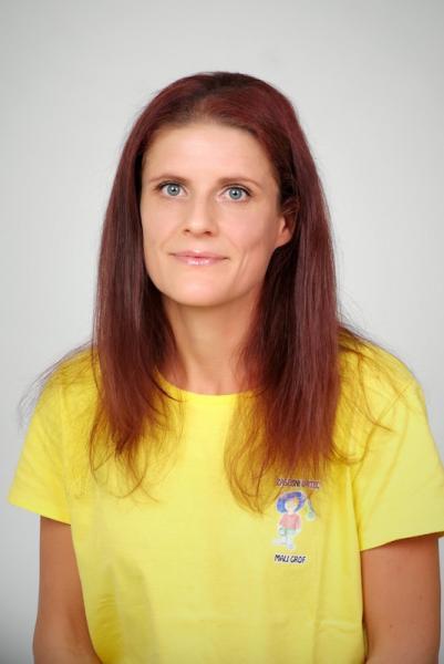 Nina Zdrcnik